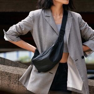 Lo & Sons The Bond bag